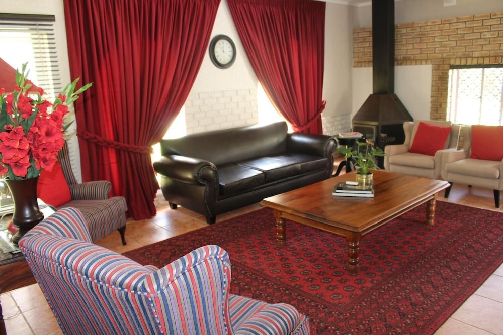 The Willow Tree Guest House 18/36
