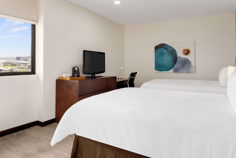 SUPERIOR, 2 QUEEN BEDS