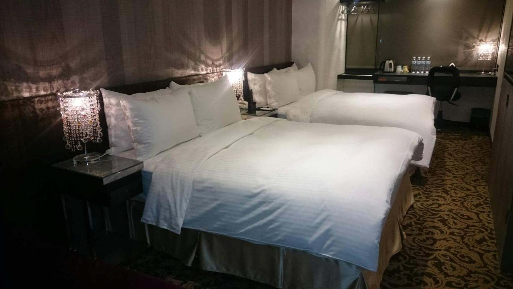 Luxury, Quadruple