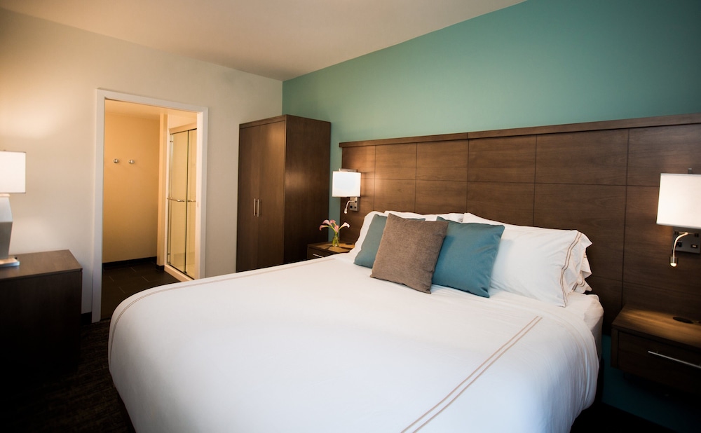 Staybridge Suites Seattle - South Lake Union 11/75