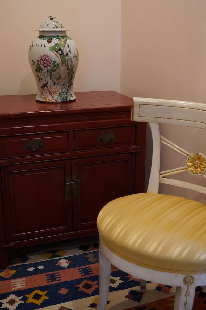 Granda Sweet Suites 3/50