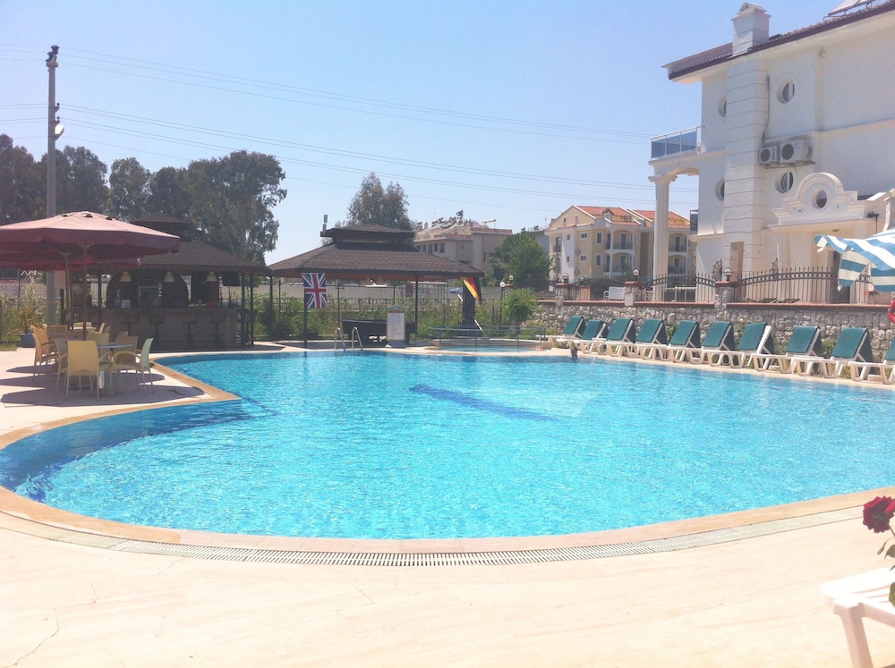 Bezay Hotel 30/31