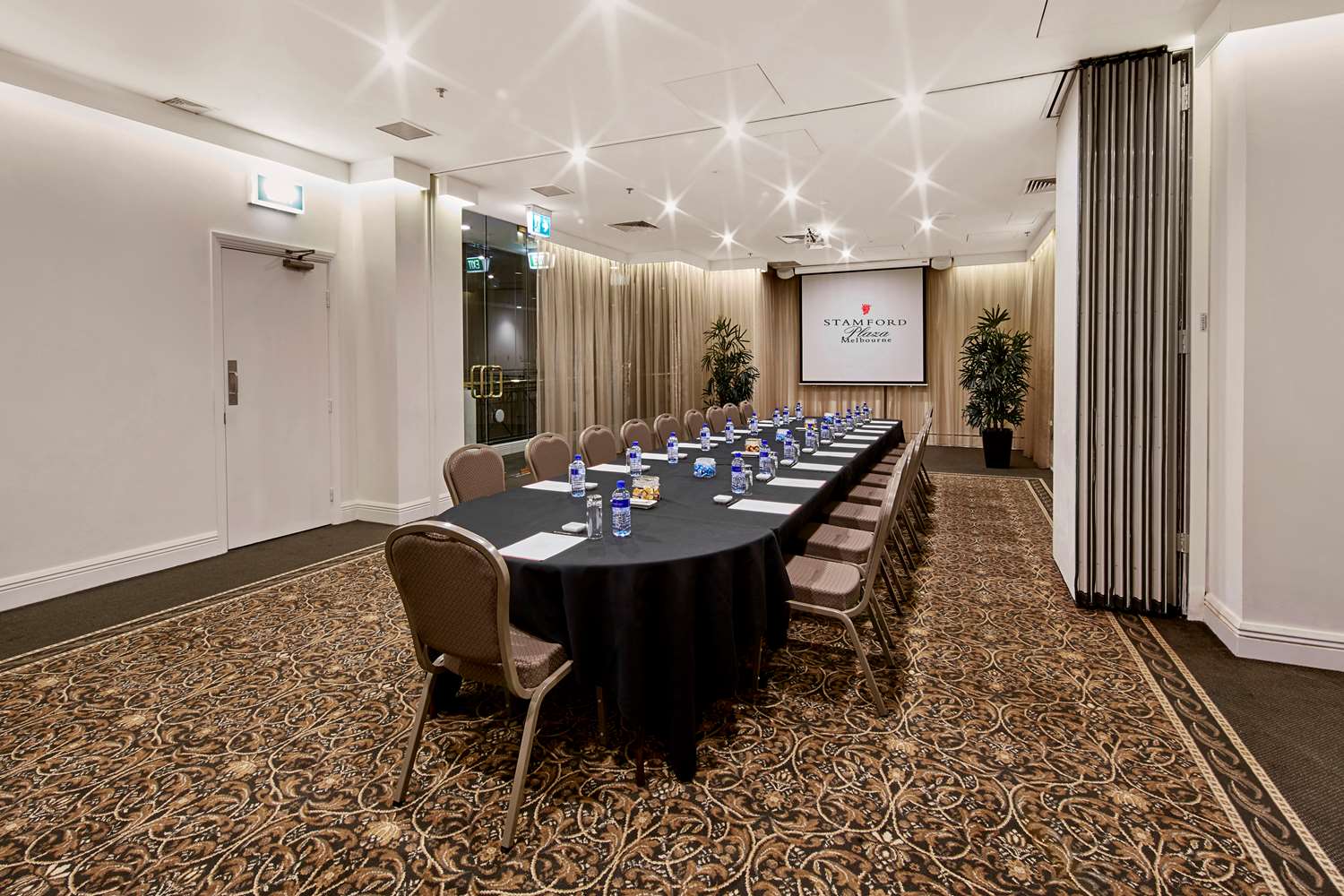 Stamford Plaza Melbourne 38/46