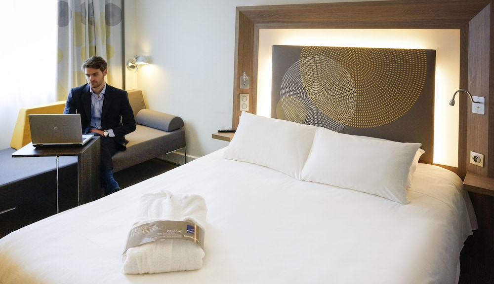 Novotel Paris Saclay 17/74