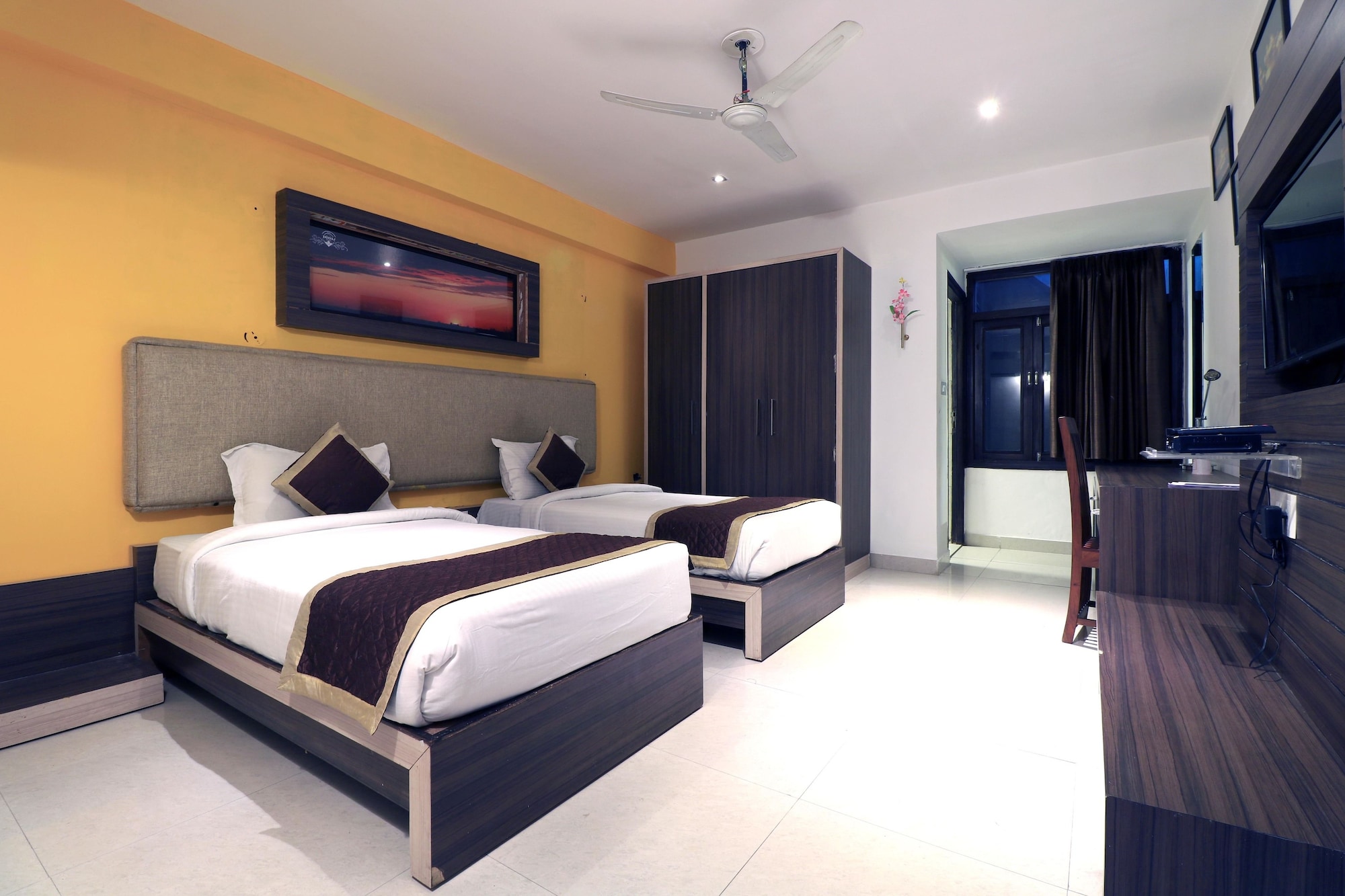 STANDARD, TWIN BEDS