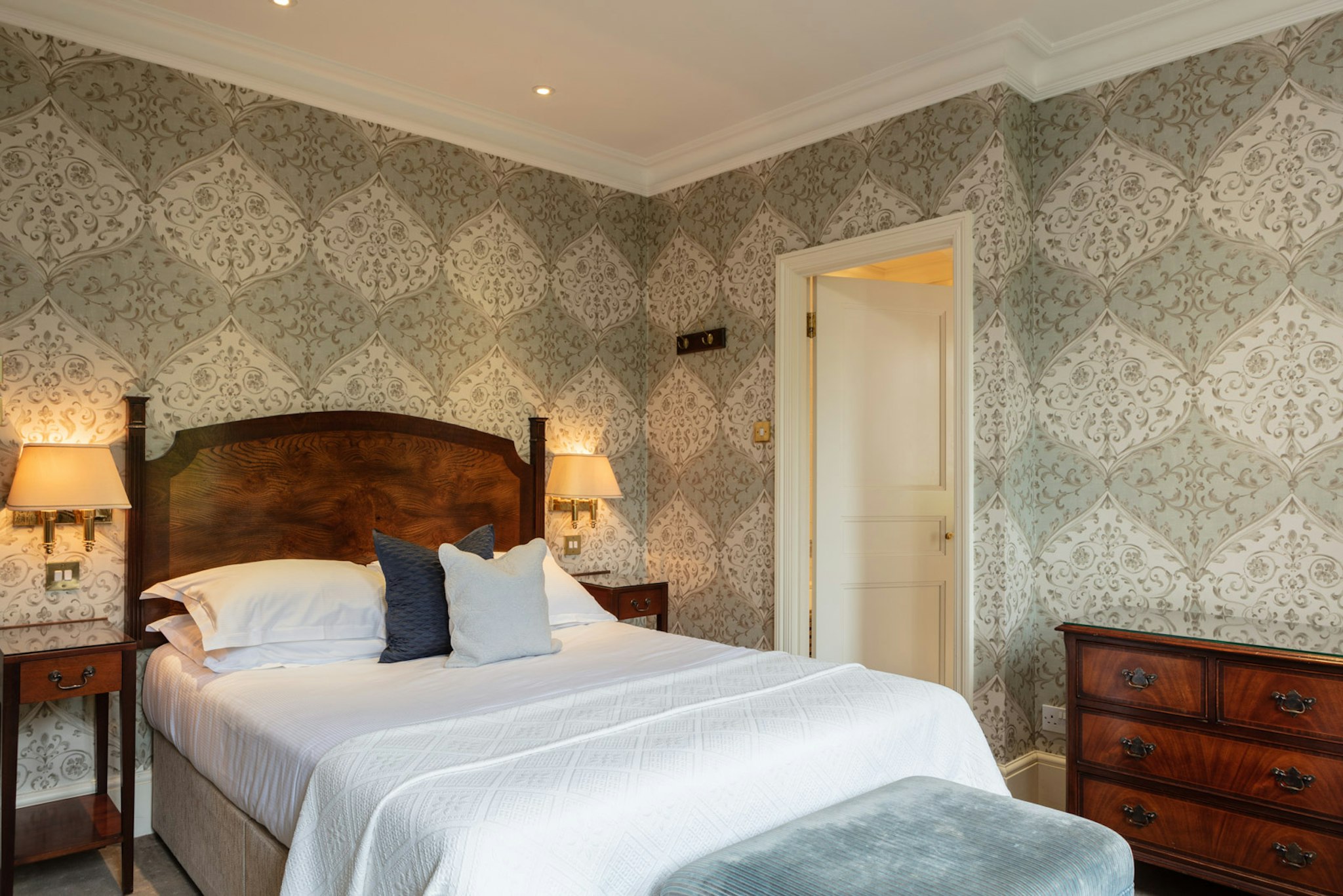 Petersham Hotel 13/50