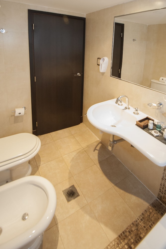 Premium Tower Suites 49/50