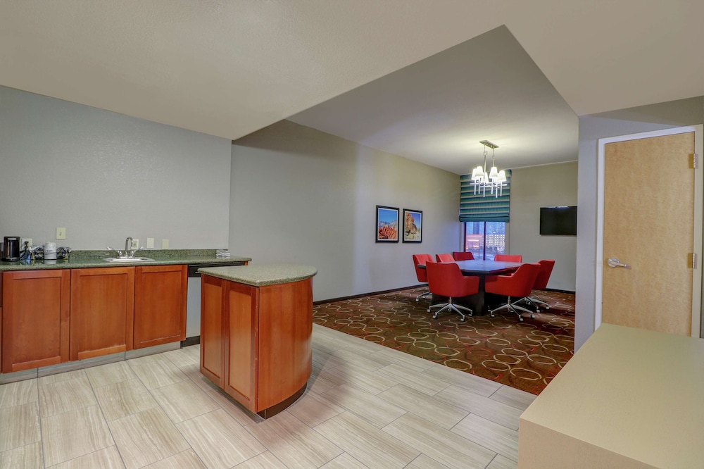Lobby at Hampton Inn Tropicana, LAS VEGAS - NV