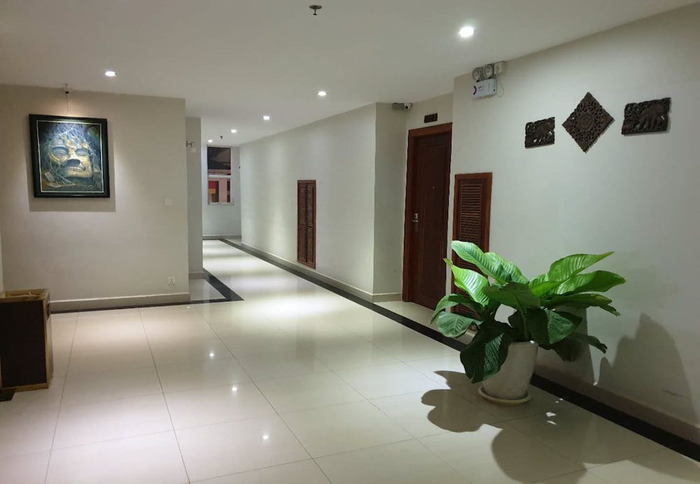Aristocrat Residence Hotel 43/80
