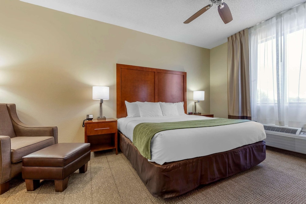 Comfort Inn & Suites Lenoir Hwy 321 Northern Foothills 15/40