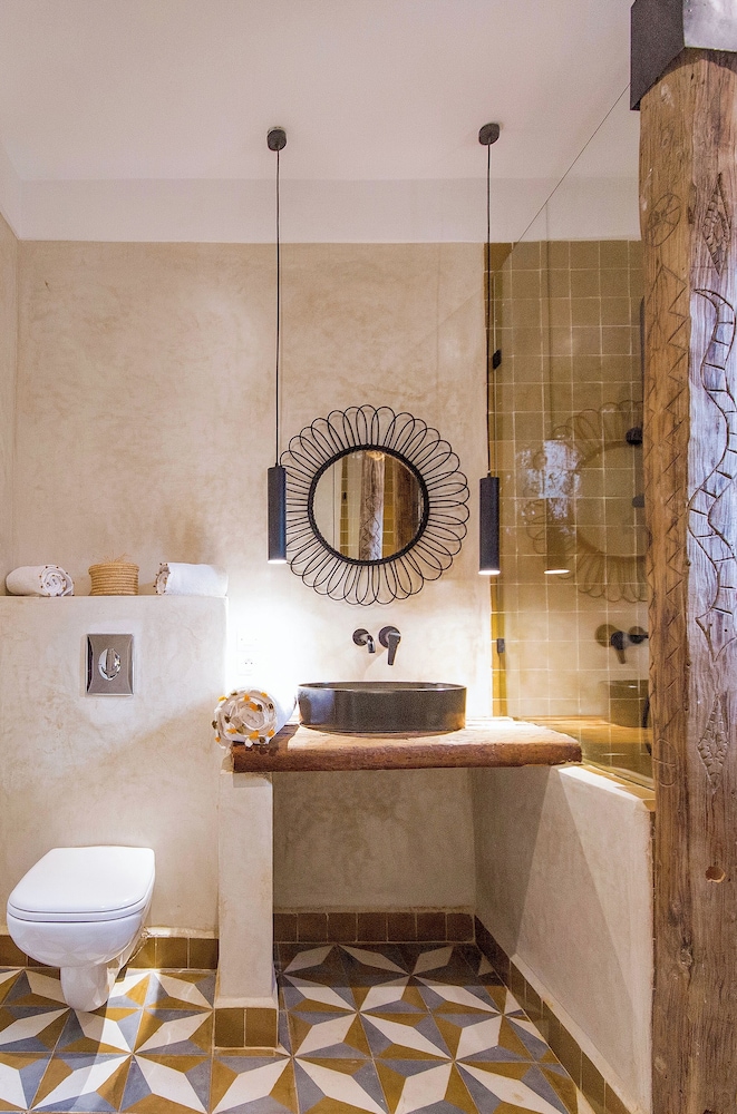 Riad 48 & Spa 60/60