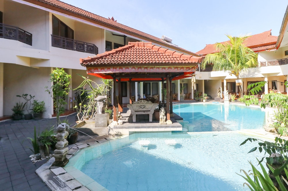 The Flora Kuta Bali 59/62