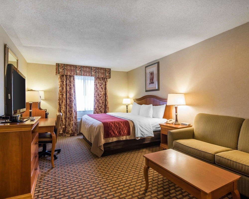 Quality Inn Ashland, NH 16/33