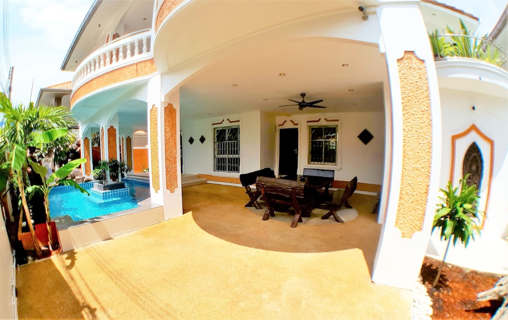 Joopland - Luxury Tropical Villa Pattaya 30/33