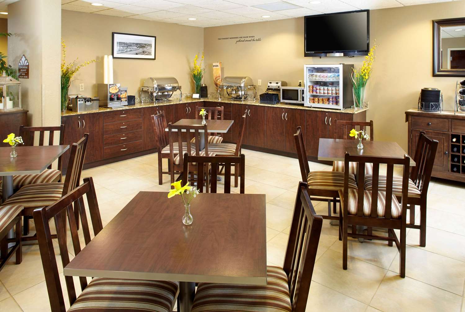 restaurant cafeteria