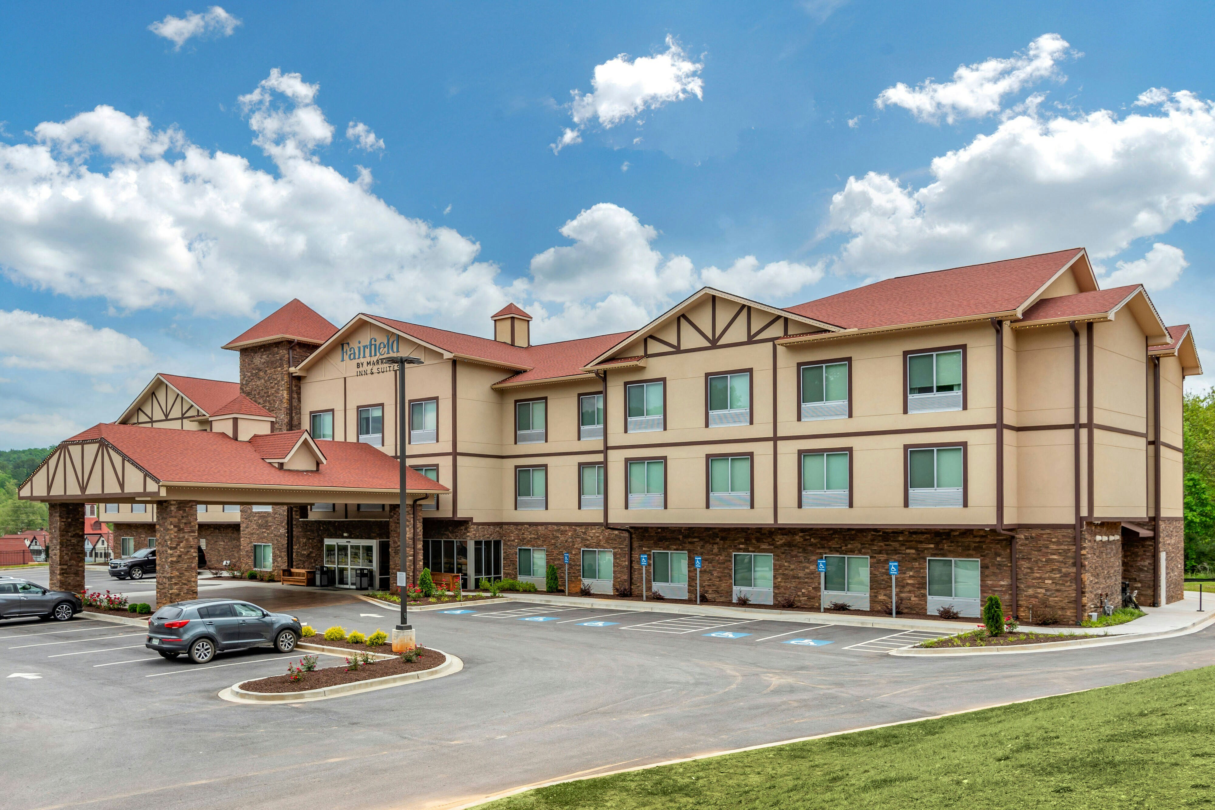 Fairfield Inn & Suites By Marriott Helen 4/28