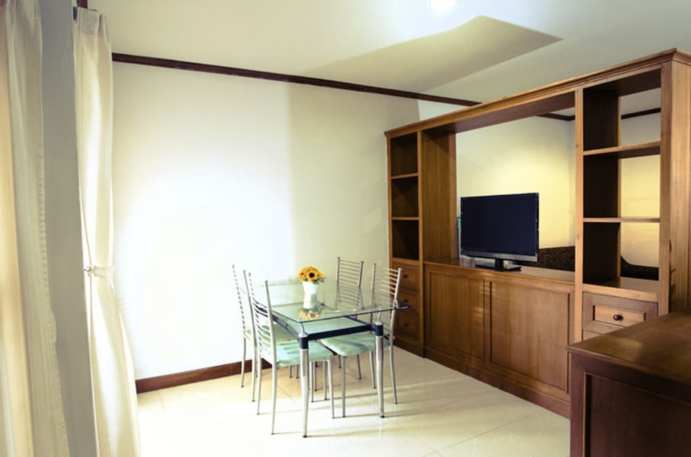 The Residence Hotel 31/39