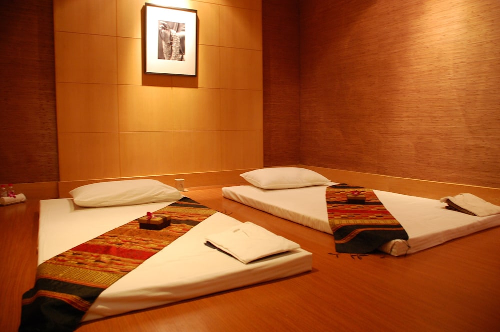 Ellaa Hotel 18/58