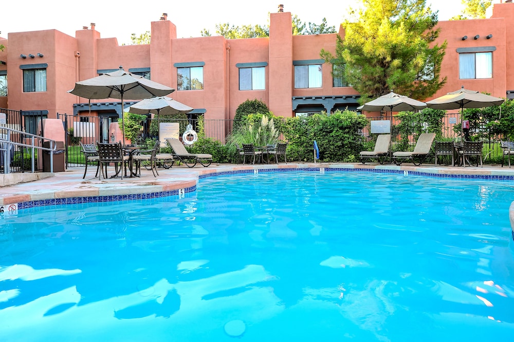 Bell Rock Inn 40/45
