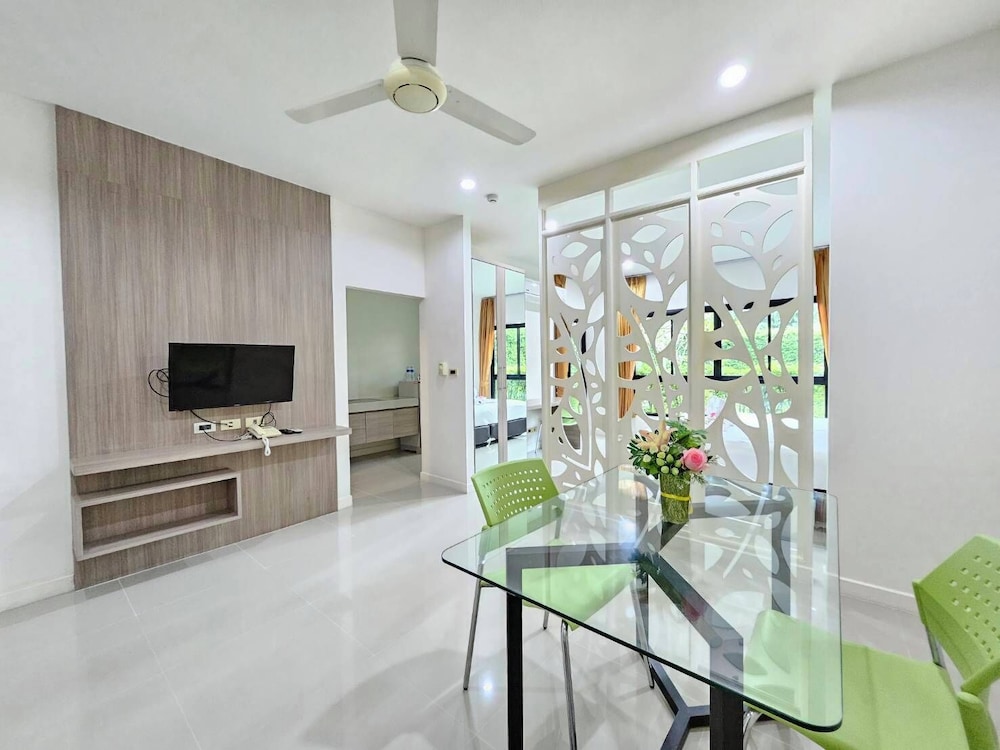 S4 Nai Yang Beach 28/45