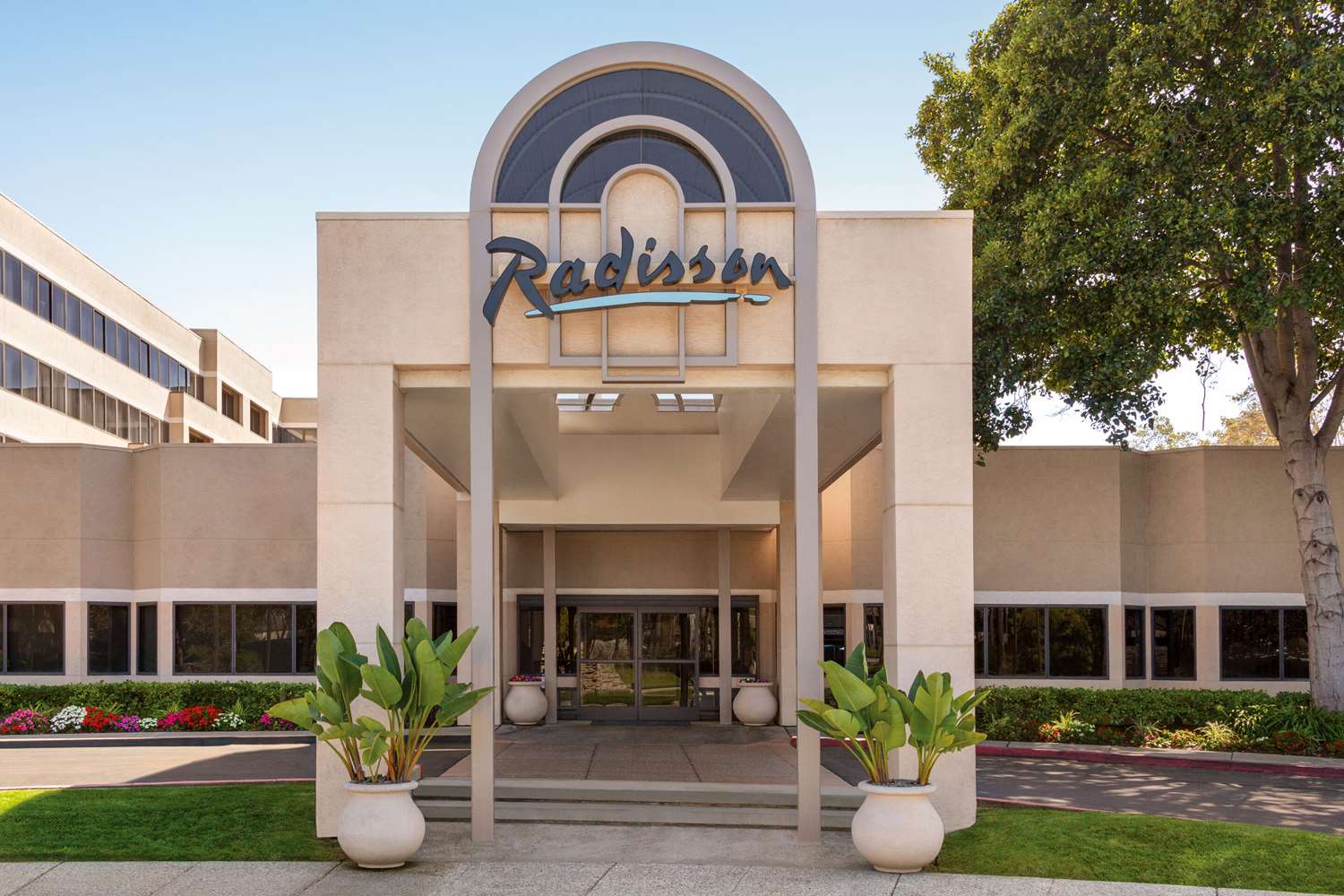 Radisson Hotel Sunnyvale - Silicon Valley 2/39