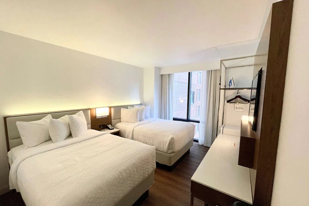 غرفة بسريرين مزدوجين لذوي الإعاقة، Best Western Premier Empire State Hotel 5/8