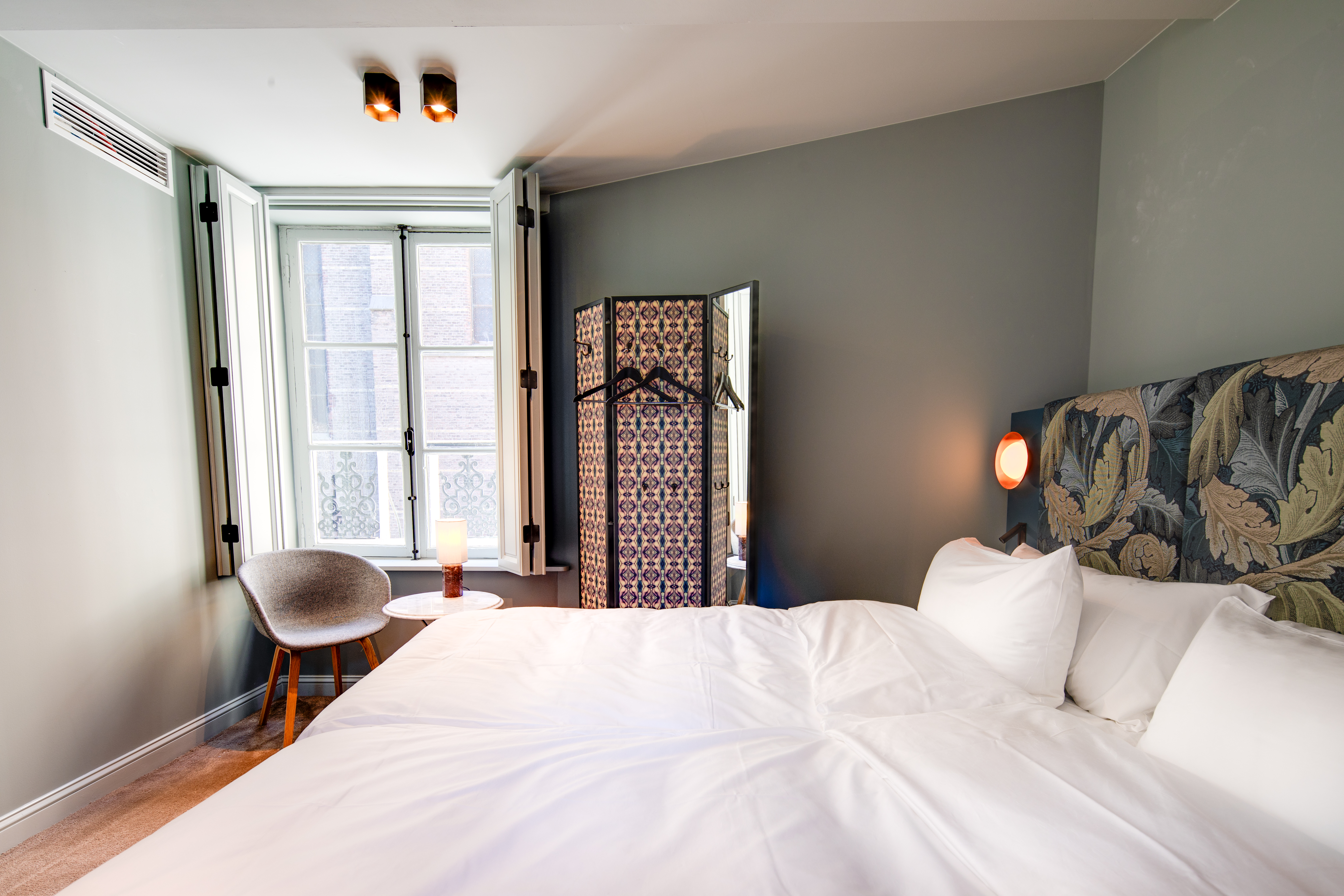 Quad Room