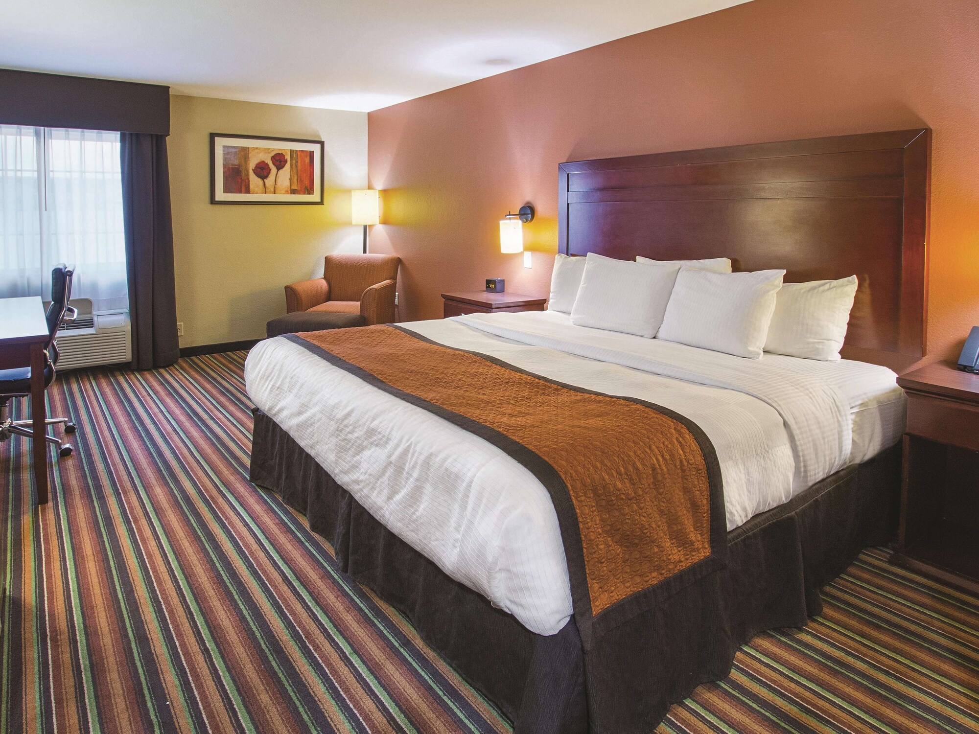 Deluxe, Executive, King Bed