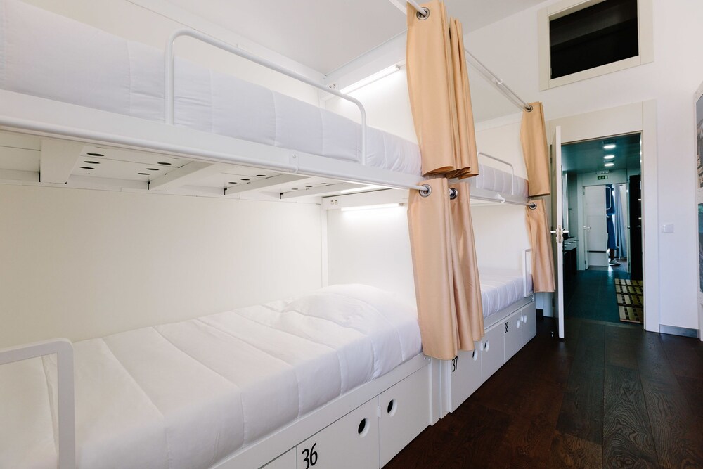 Lisbon South Hostel 13/29