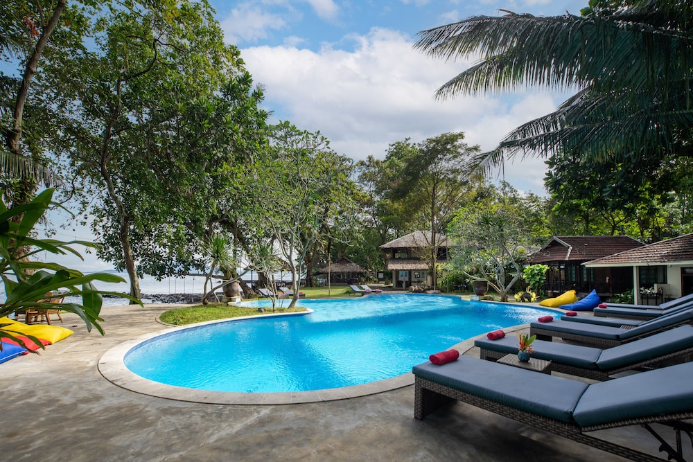 Murex Manado Dive Resort 40/50