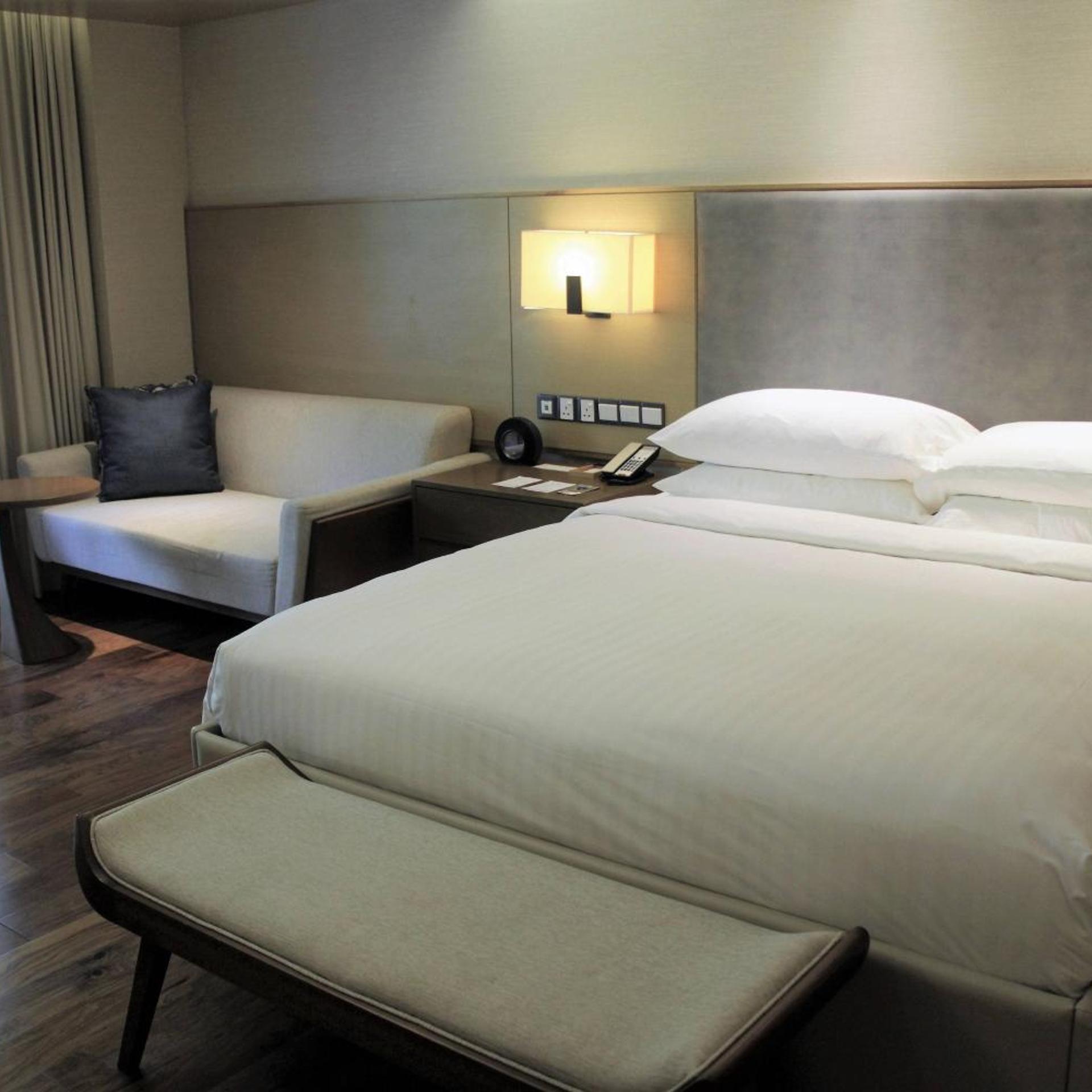 Garden, Premier, King Bed