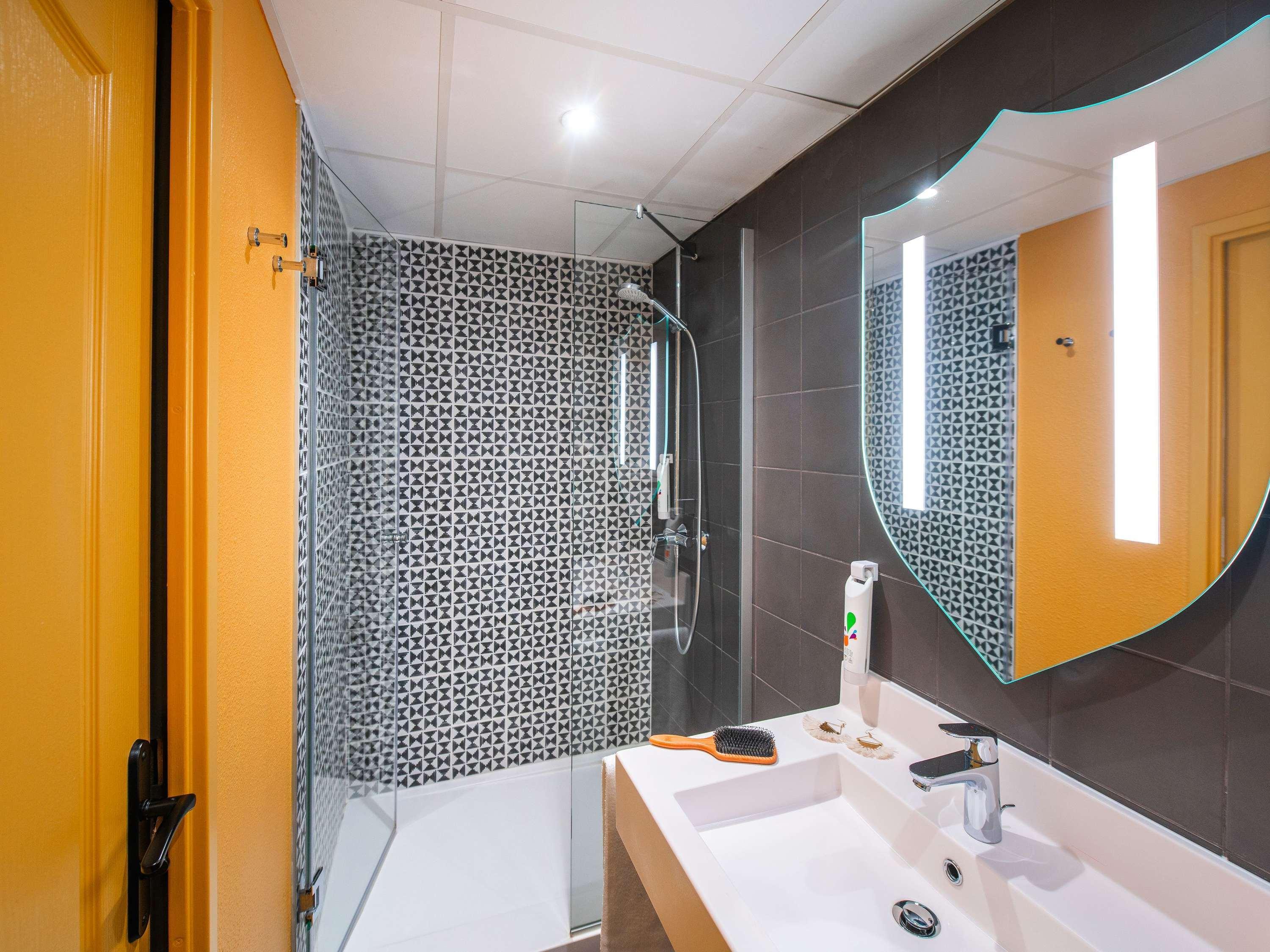 غرفة قياسية بسرير مزدوج مع أريكة، Ibis Styles Carcassonne La Cite 8/10