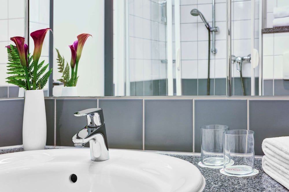 INTERCITYHOTEL HAMBURG HAUPTBAHNHOF 22/22