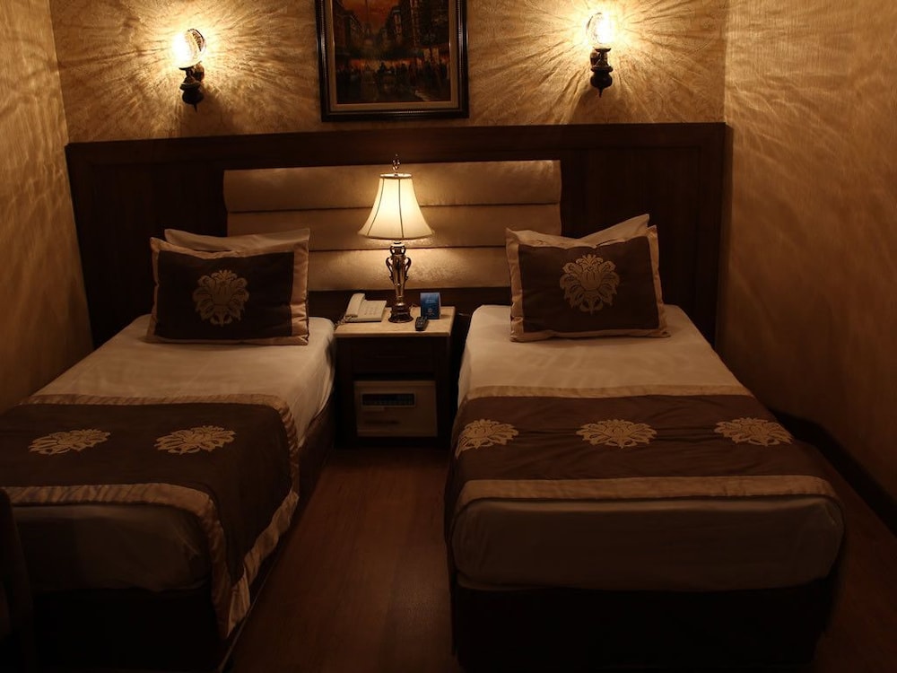 Grand Hilarium Hotel 41/68