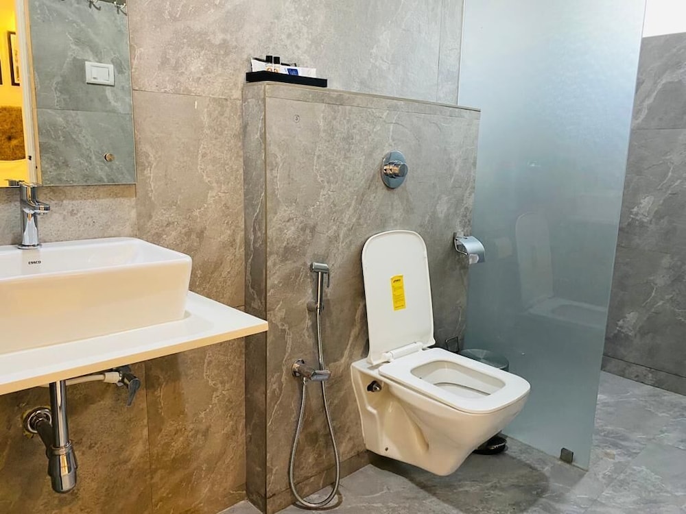 TICLO RESORTS 42/47