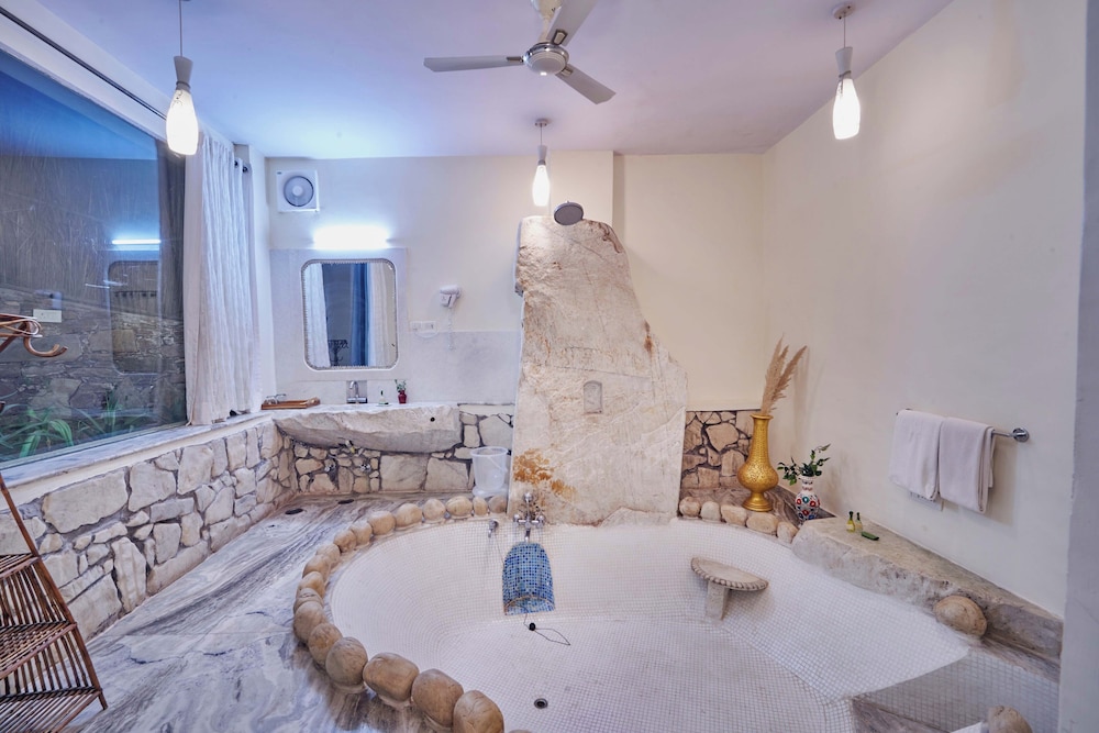 Lohagarh Fort Resort 50/91