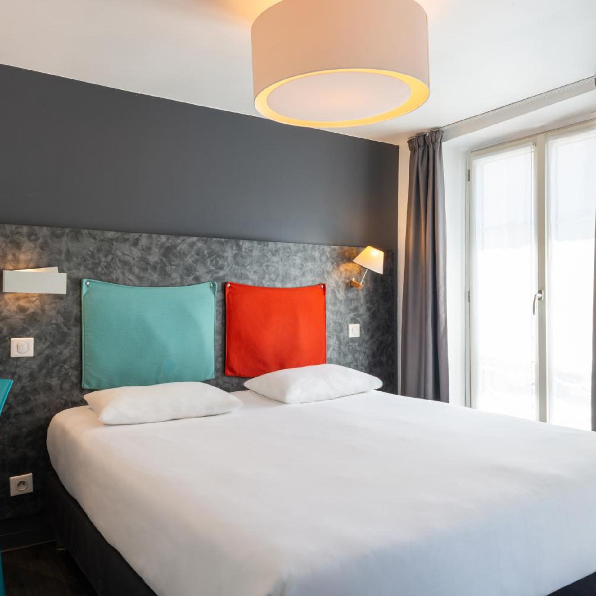 Hotel Des Metallos 7/34