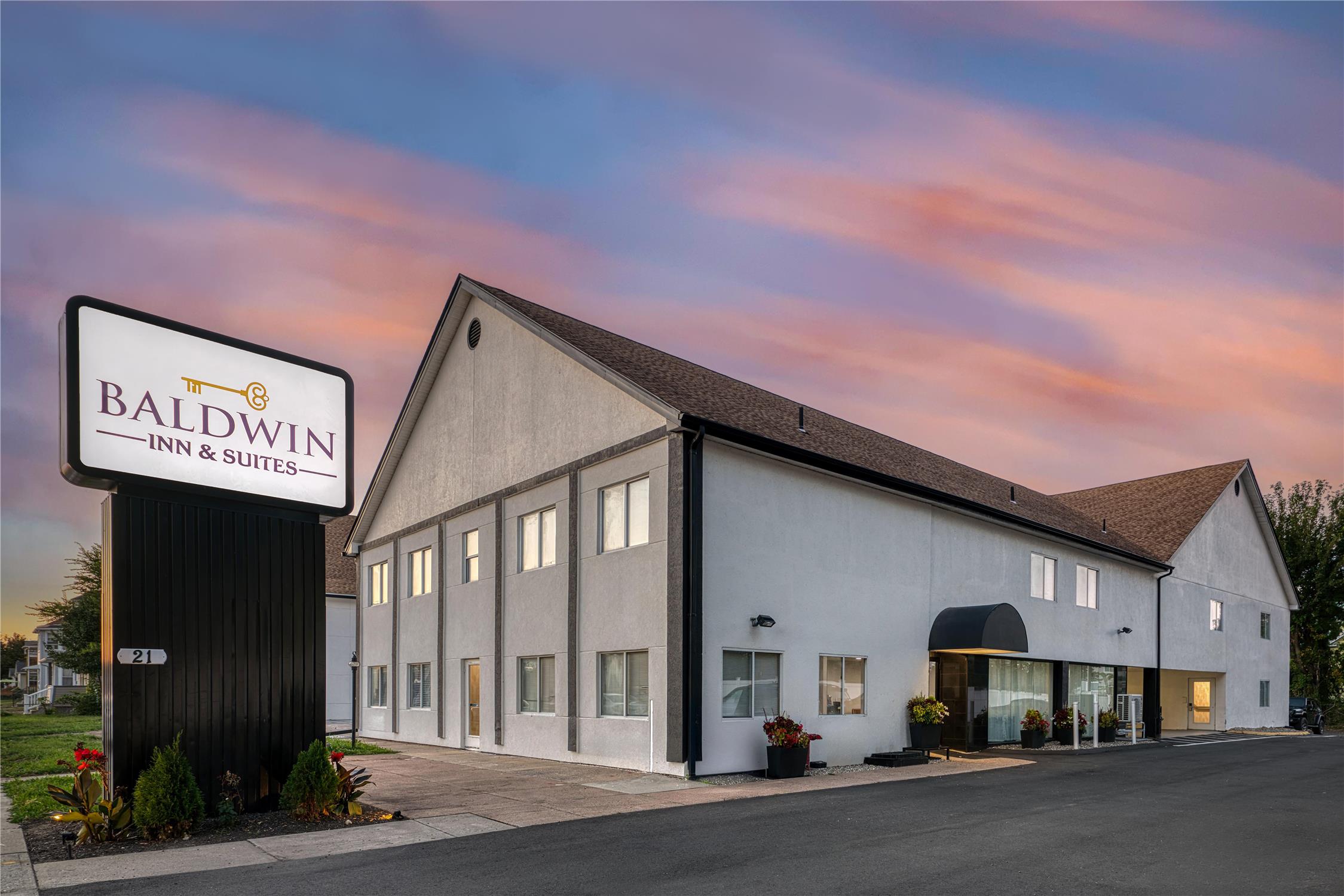 Baldwin Inn & Suites, SureStay Collection by Best Western 17/17