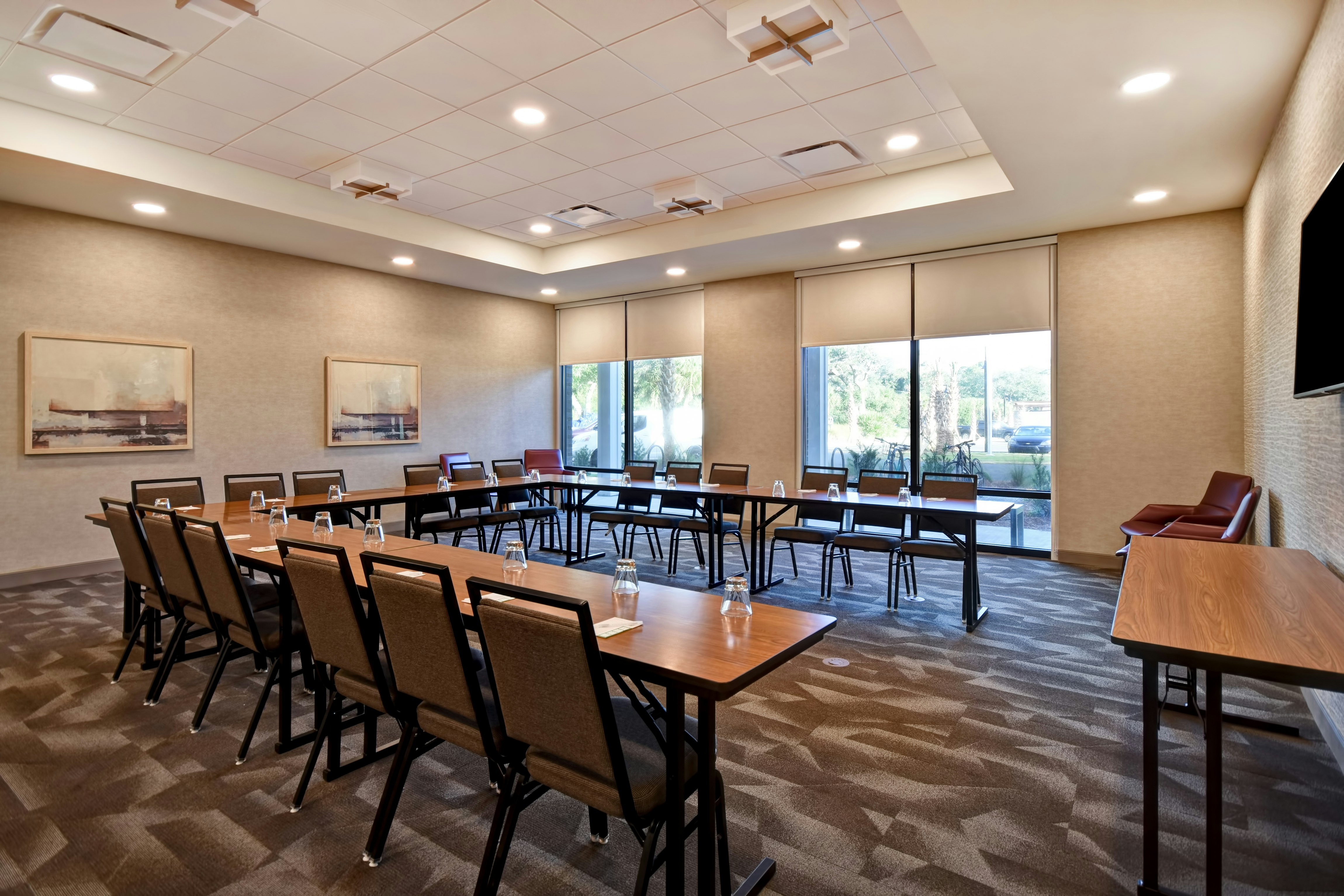 Home2 Suites By Hilton Jekyll Island 13/27
