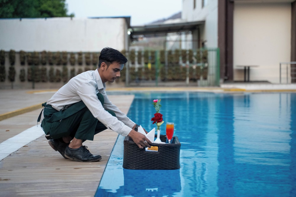 Bamboo Saa Mulberry Resort 32/55