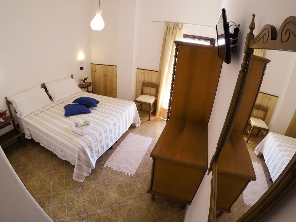 Hotel Angelino 4/45