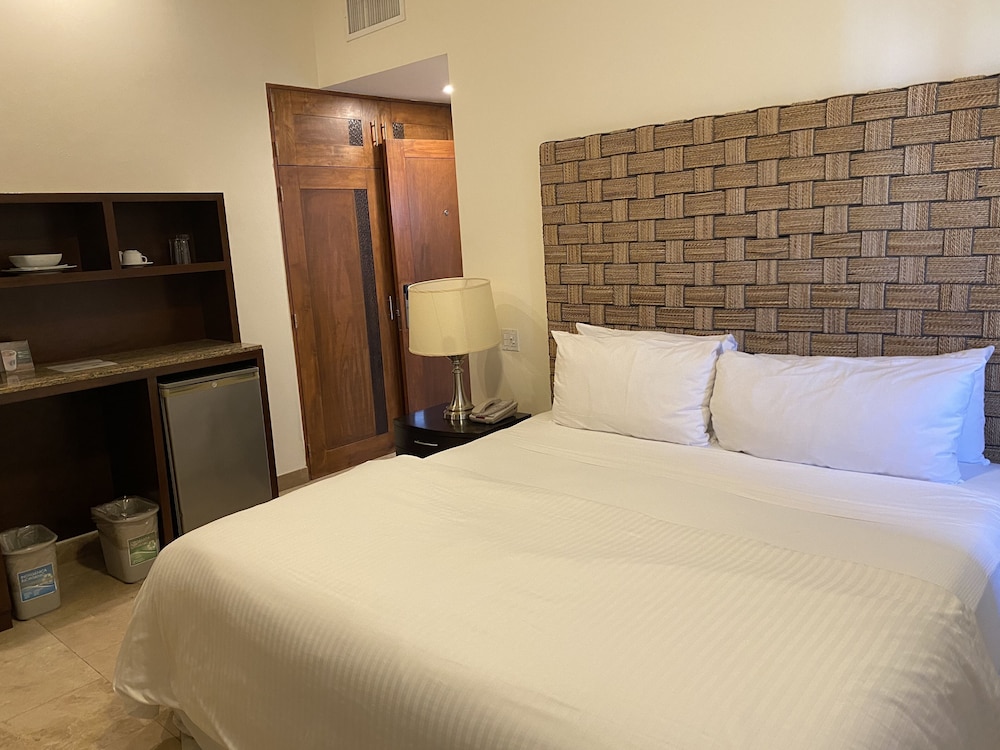 Corazon Cabo Resort and Spa (ex Cabo Villas Beach Resort and Spa) 23/82