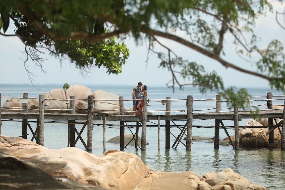 Turi Beach Resort 59/73