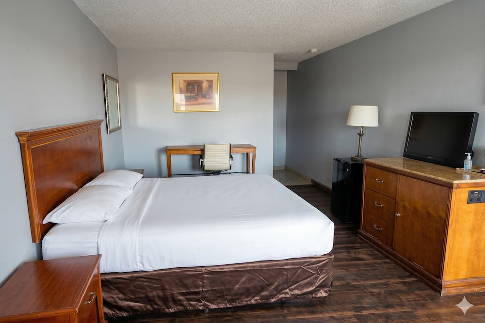 HiWay Inn Express Elk City Route 66 14/49
