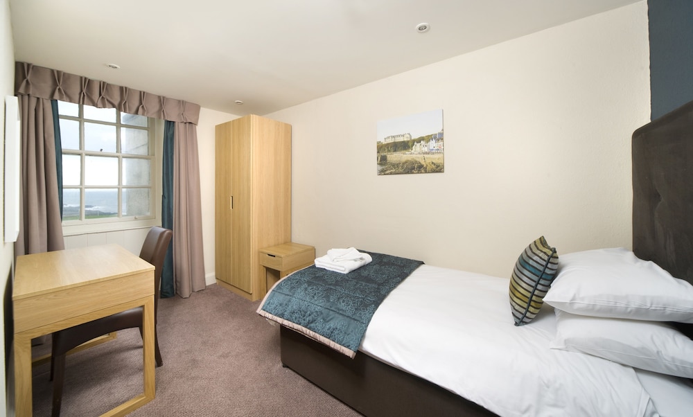 Portpatrick Hotel 34/72