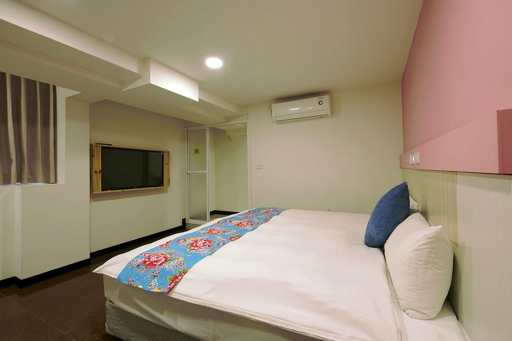 Hotel Good Night 19/49
