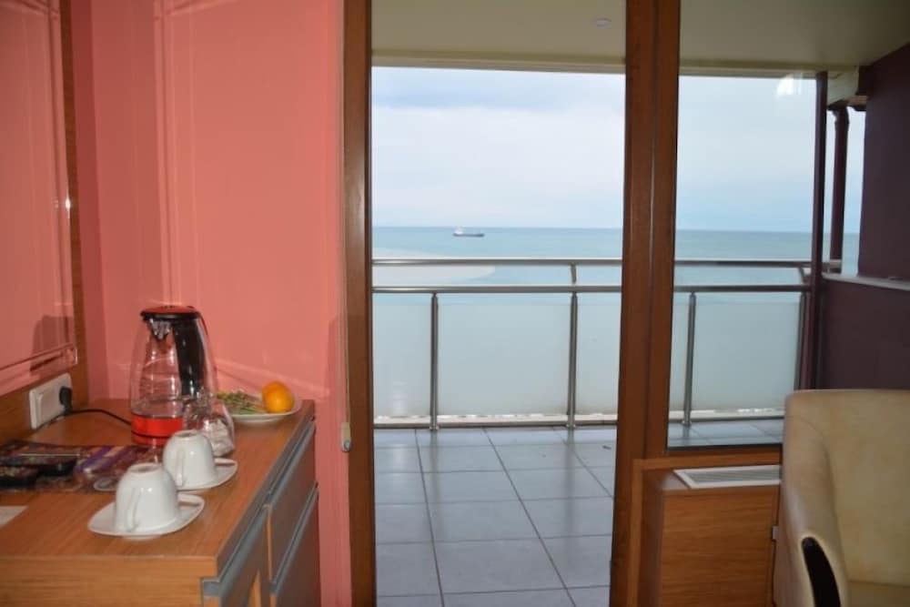 Hopa Heyamo Otel 30/34