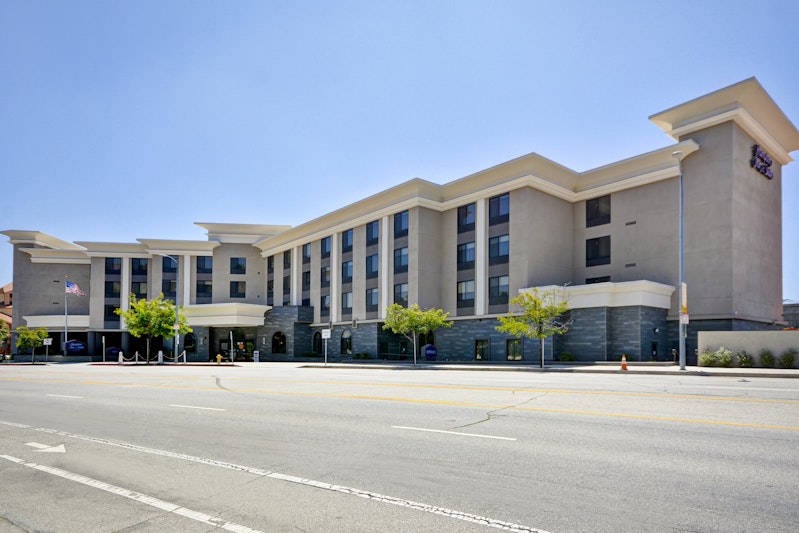 Hampton Inn And Suites Los Angeles Burbank Airport 42/42
