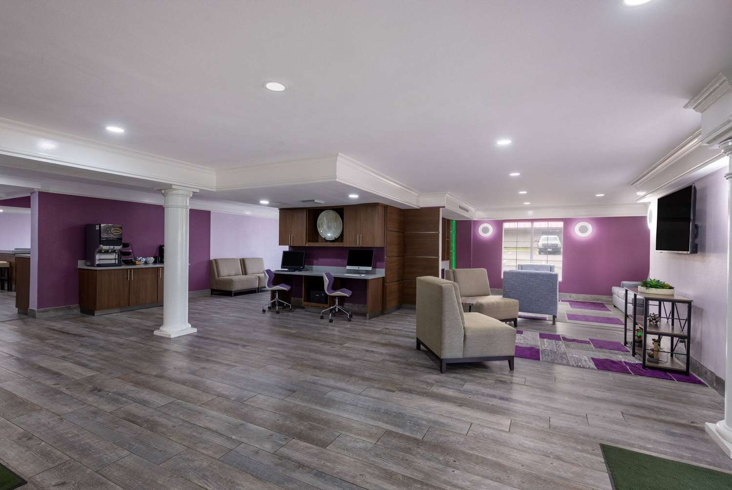 La Quinta Inn Kansas City Lenexa 34/50