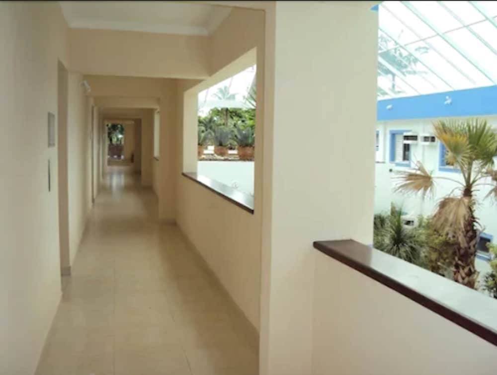 Charme Hotel Guarujá 40/70